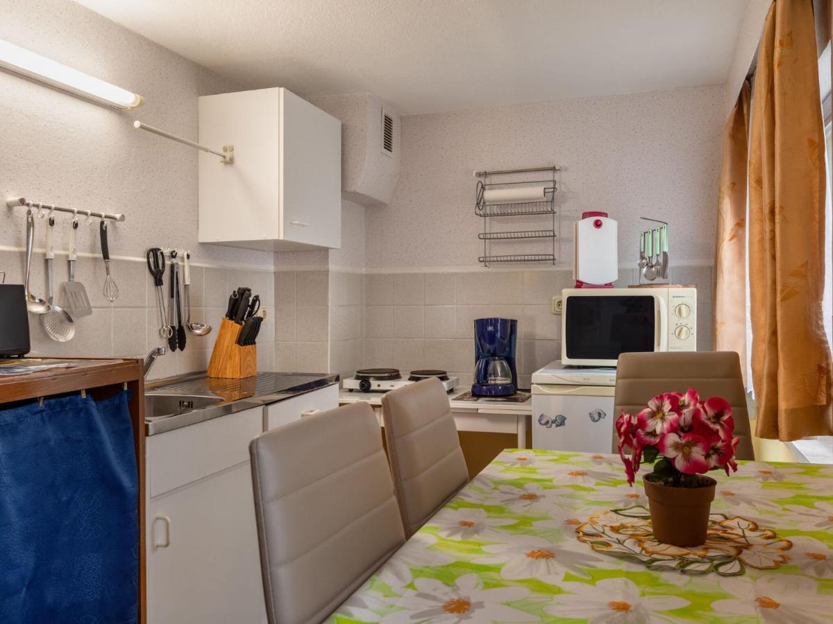Beautiful Holiday House In Biendorf With Garden Korchow Extérieur photo